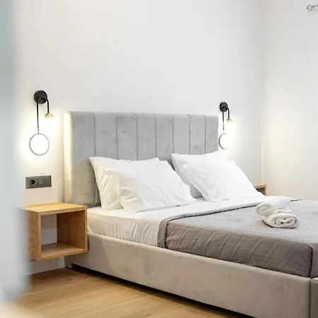 Calma Garitsa Corfu * Corfu (city)