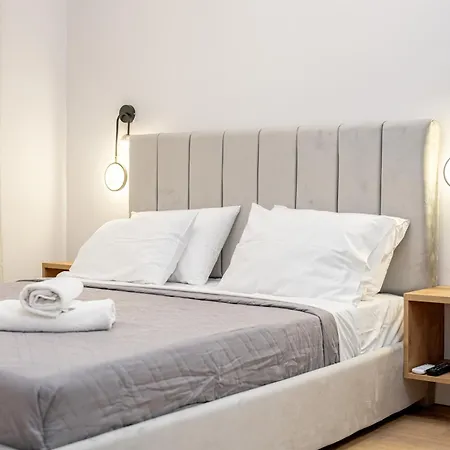 Calma Garitsa Corfu * Corfu (city)