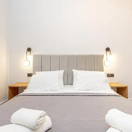 Calma Garitsa Corfu *